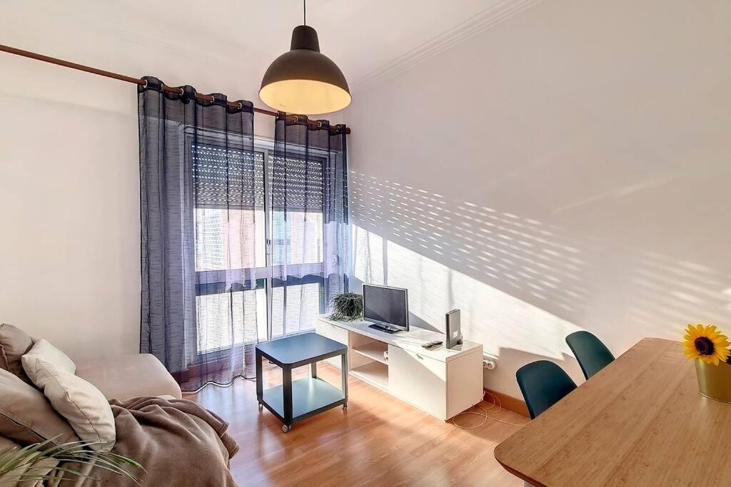 Cozy One Bedroom Apartment Lisbon Exterior photo